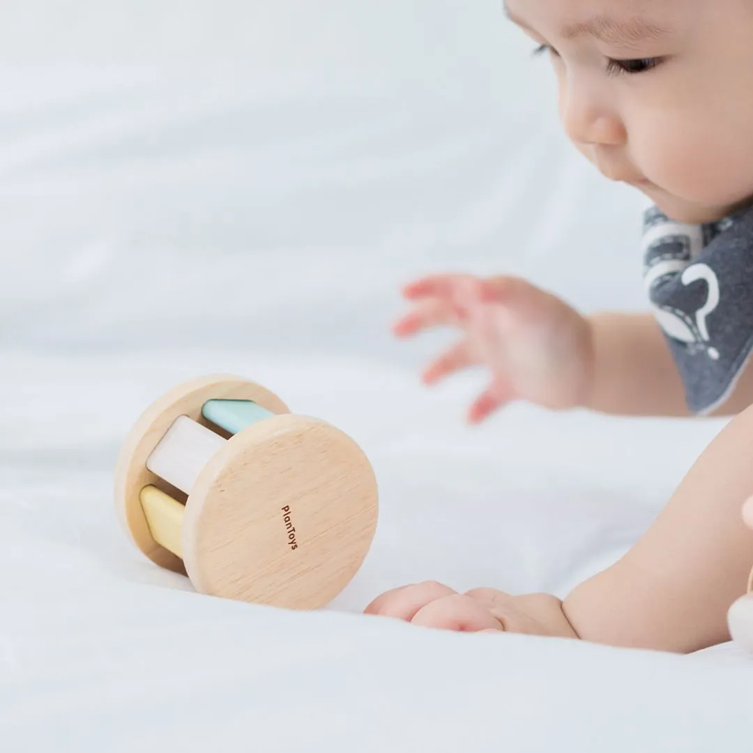 PlanToys Roller Pastel hochet rouleau bois 6 mois+