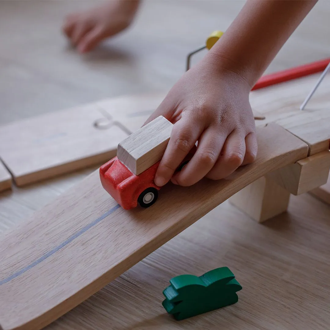 PlanToys Road System circuit bois 34 pièces