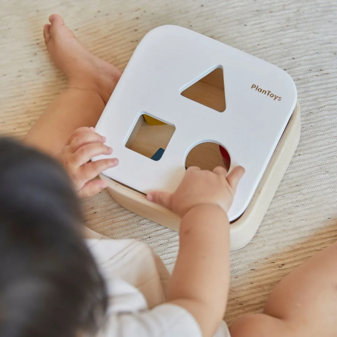 PlanToys Shape & Sort It Out Bin boîte à formes bois