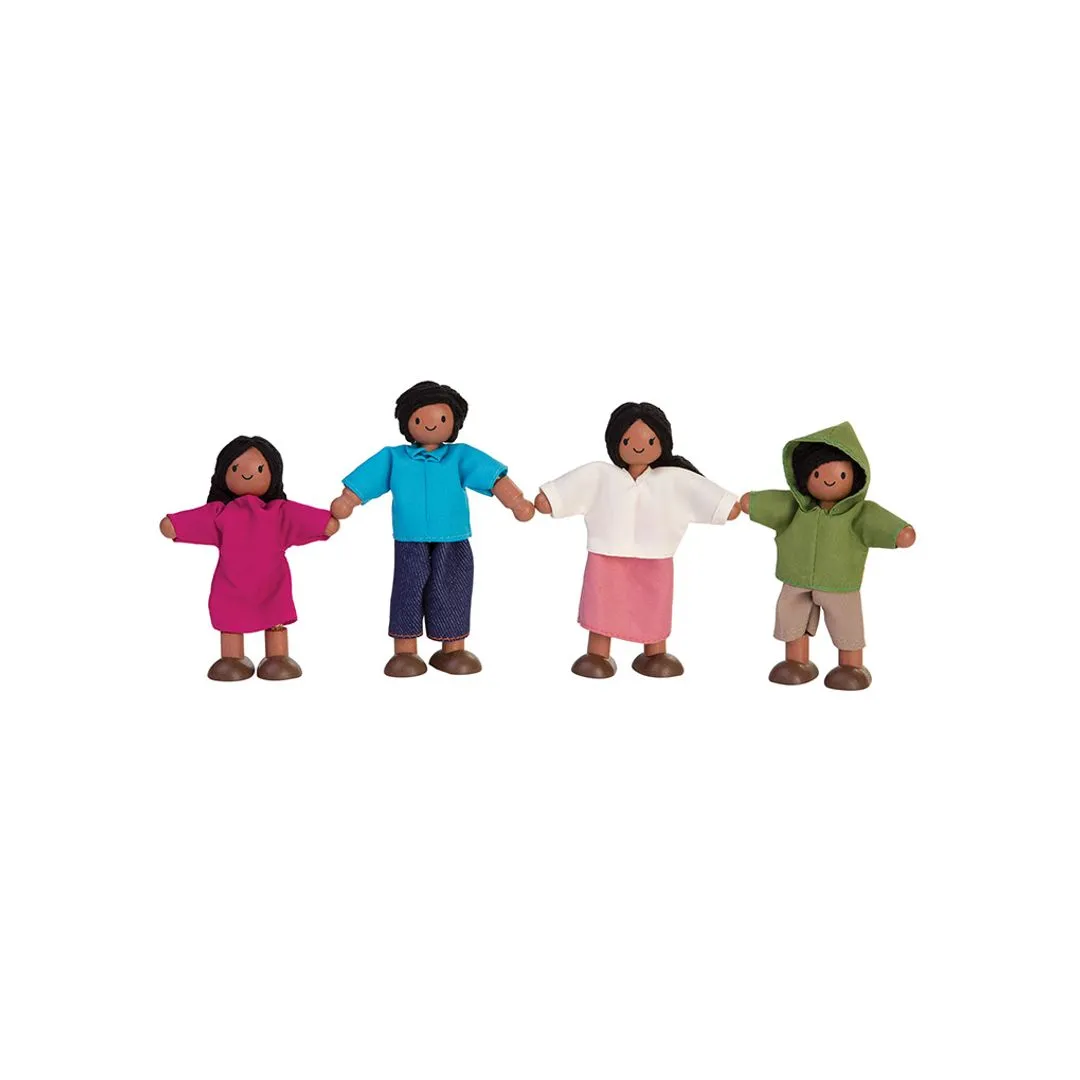 PlanToys Doll Family poupées peau mate 4 figurines bois