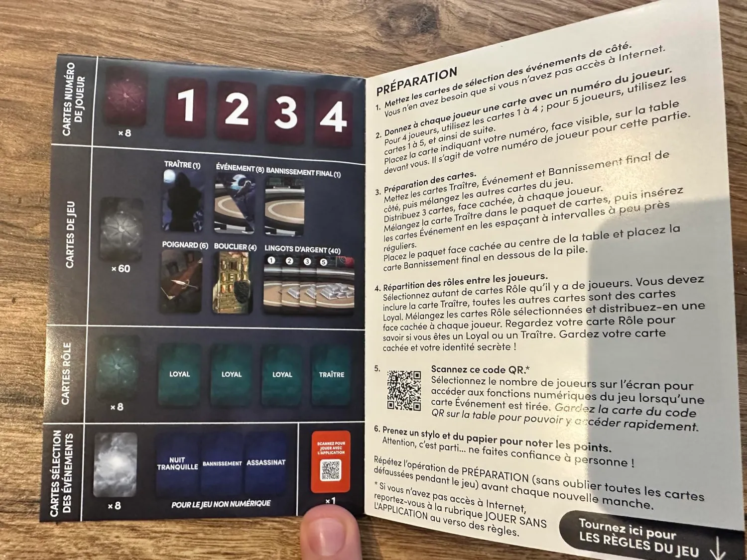 Tomy Les Traîtres Jeu de Cartes Bluff Dès 8 Ans