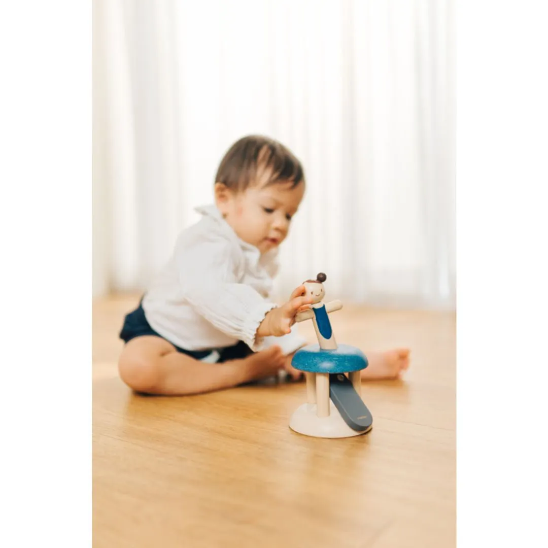 PlanToys Jumping Gymnast jouet pression bois bébé