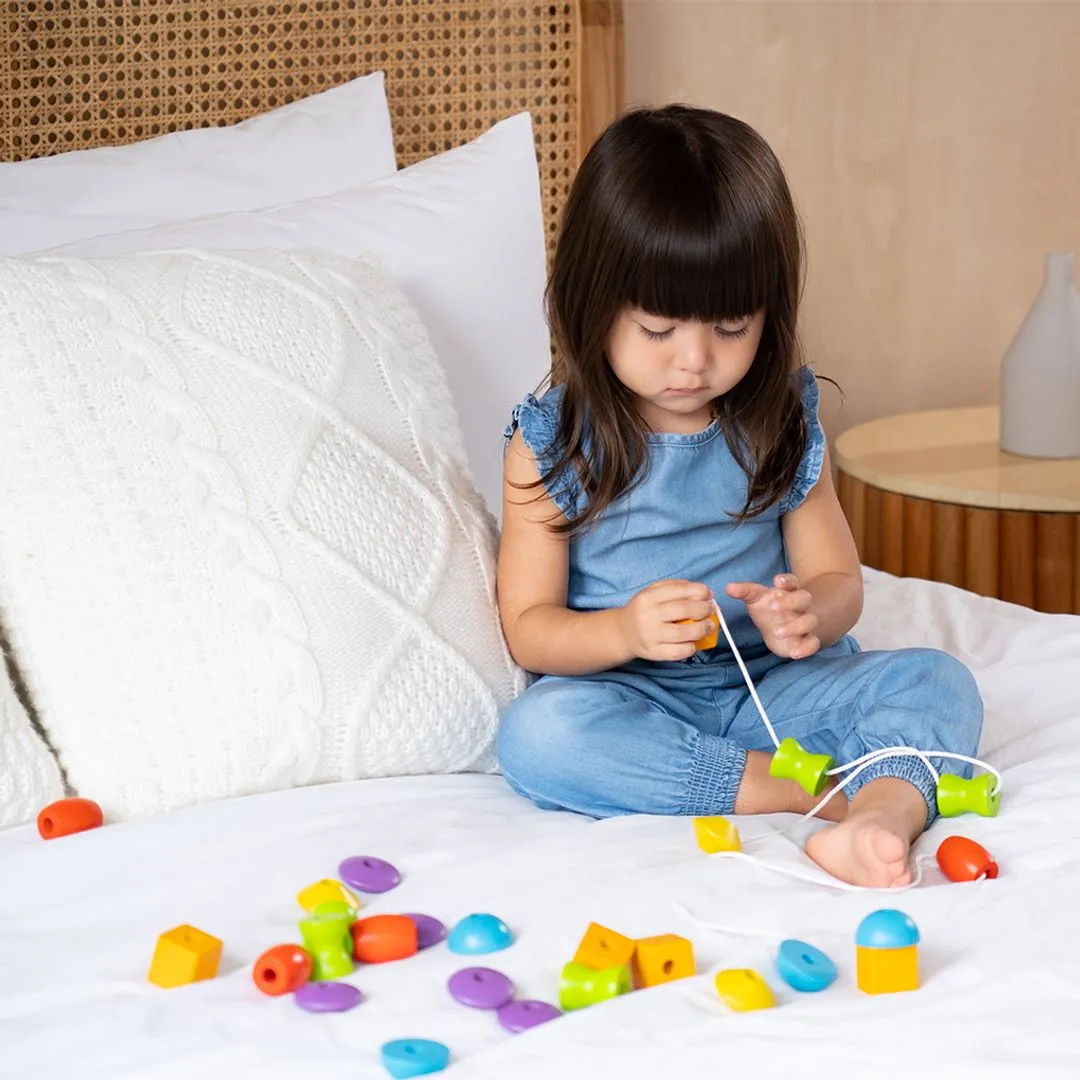 PlanToys Lacing Beads perles à lacer 30 perles bois