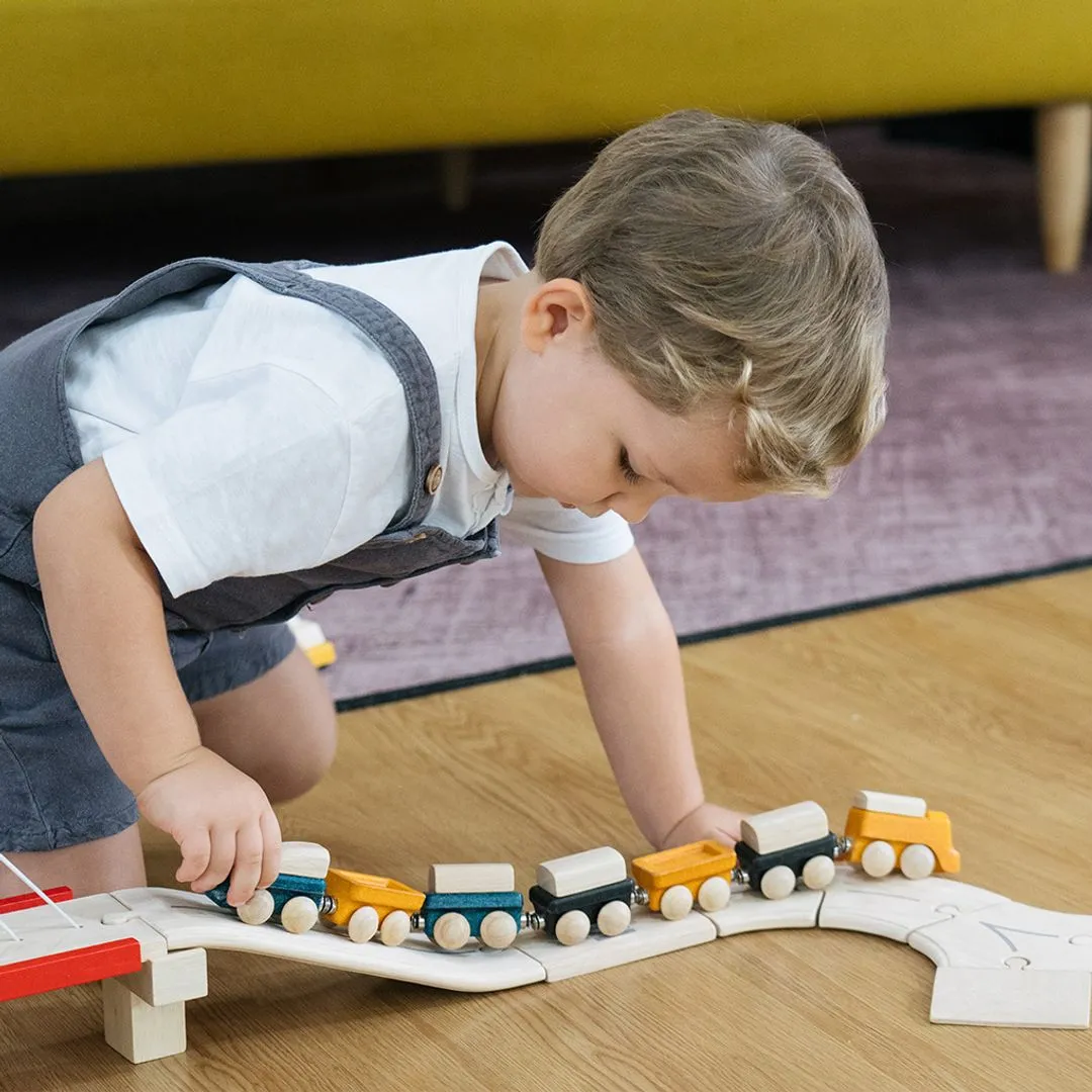 PlanToys Cargo Train en bois aimanté 3 wagons tactiles
