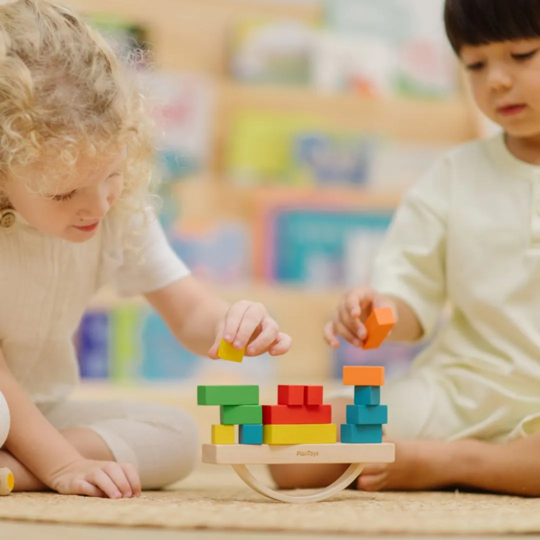 PlanToys Balancing Cargo jeu équilibre bateau 14 blocs