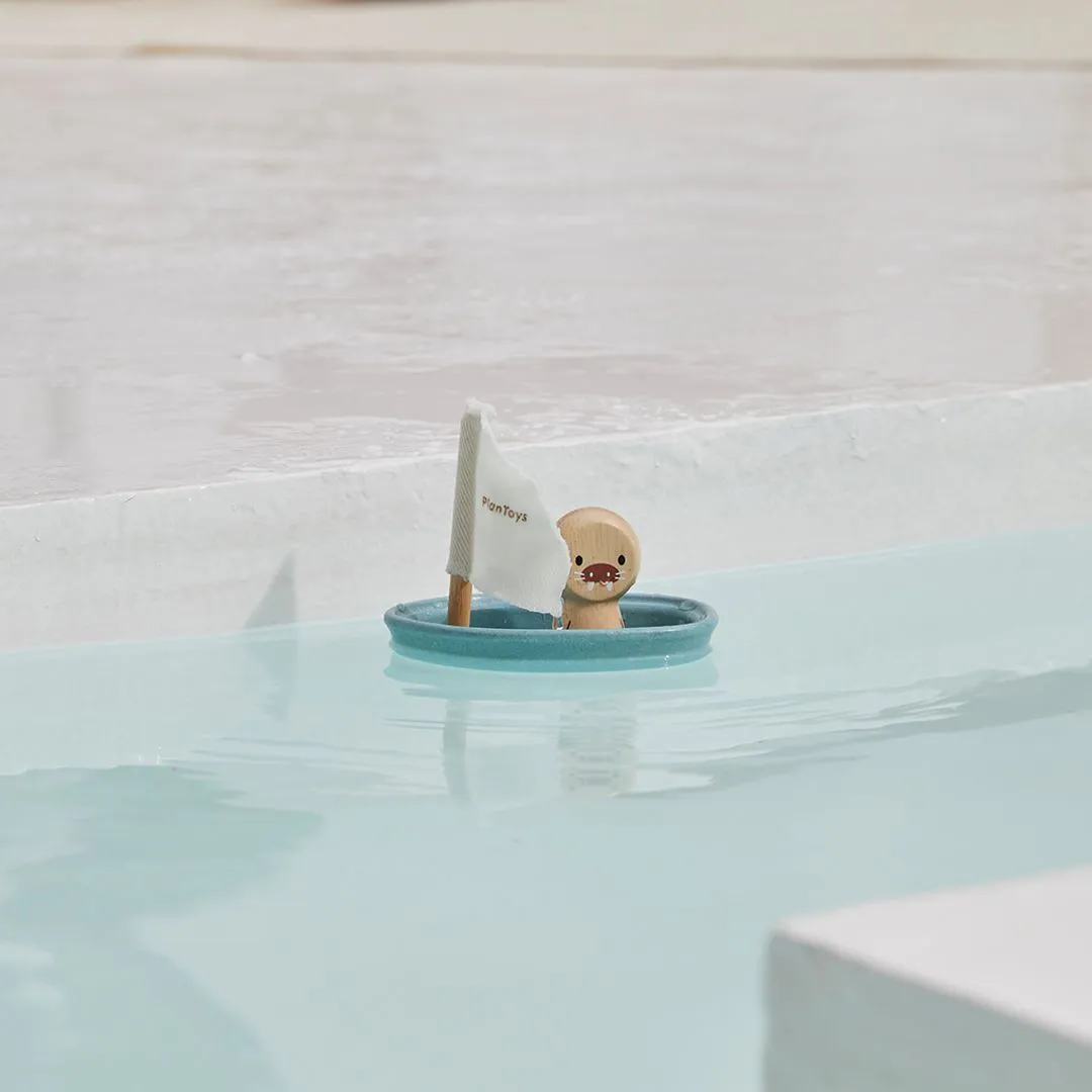 PlanToys Sailing Boat Walrus bateau de bain bois
