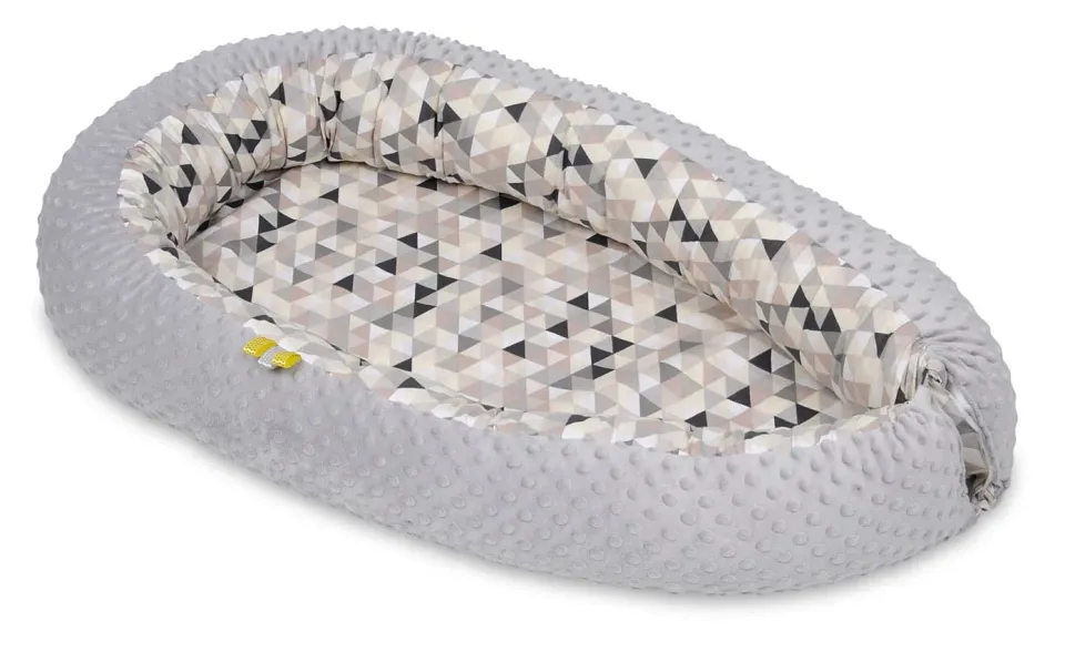 Velinda Cocon bébé triangles beiges gris 0-8 mois nid