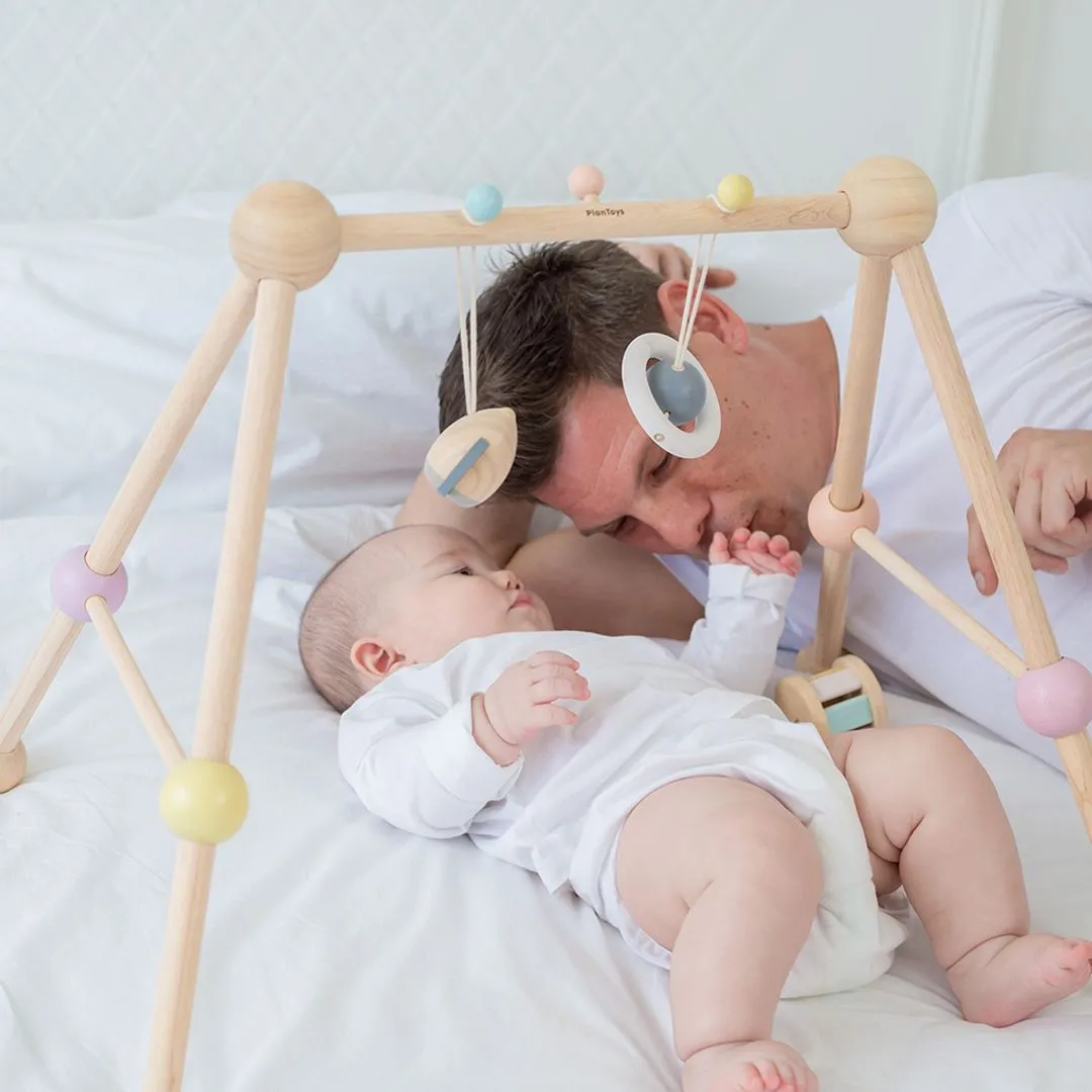 PlanToys Play Gym Pastel arche d'éveil bébé