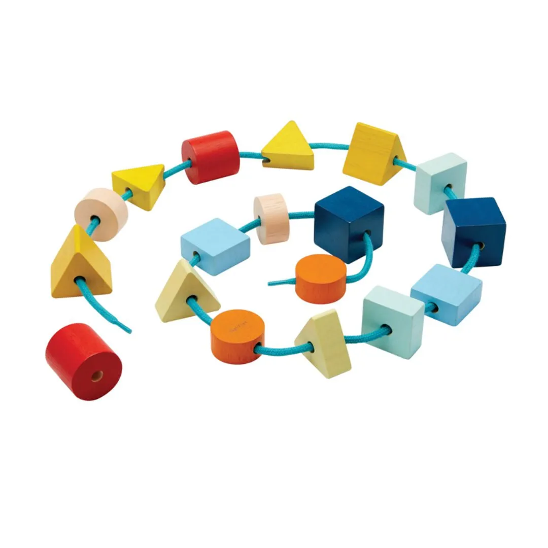 PlanToys Geo Lacing Beads perles à lacer bois 15 perles