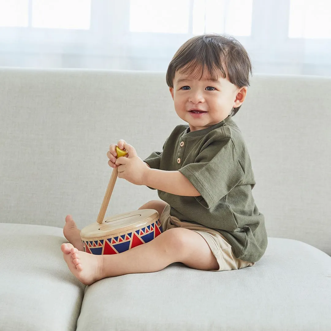 PlanToys Solid Drum tambour bois baguette 18 mois