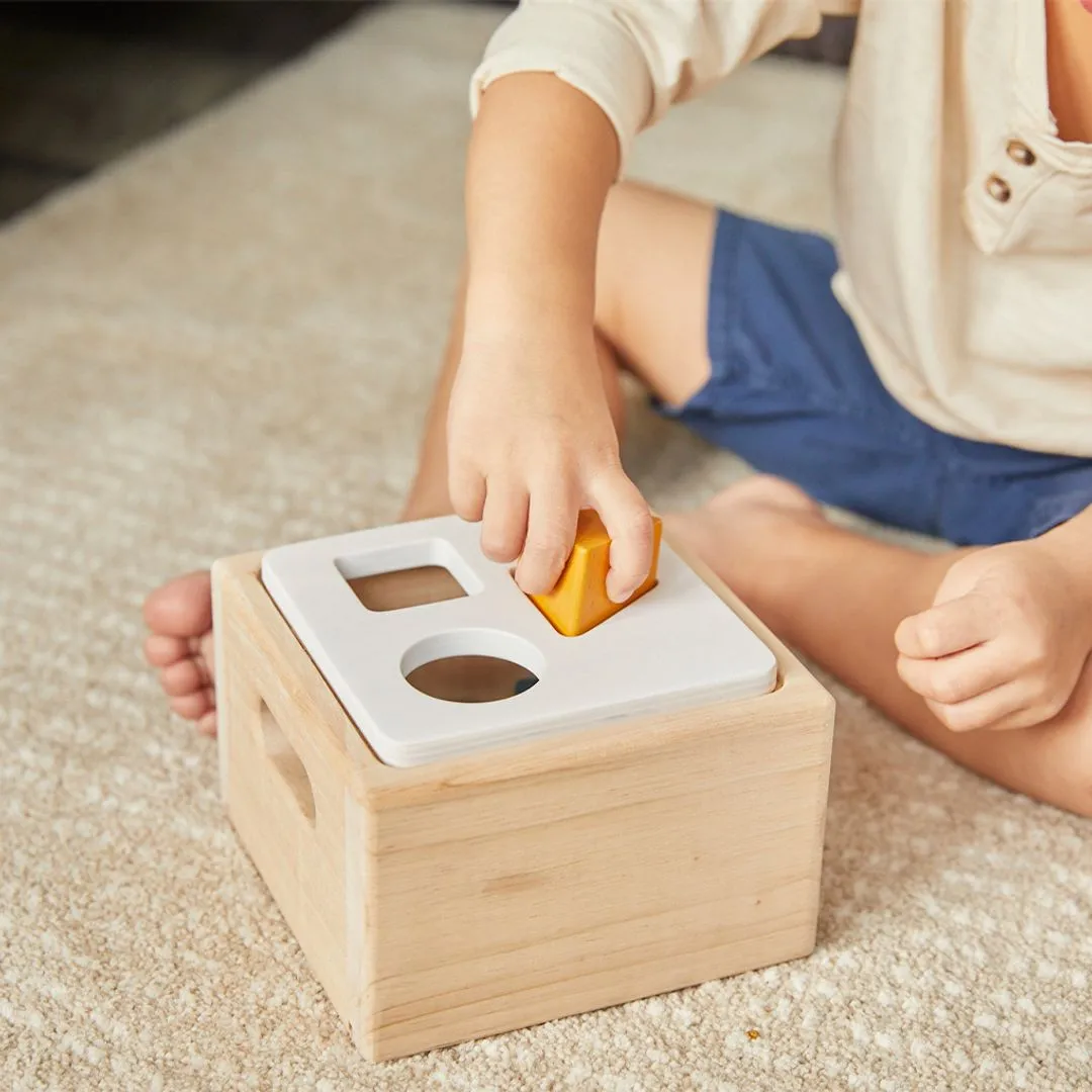 PlanToys Shape Sort Orchard trieur de formes bois