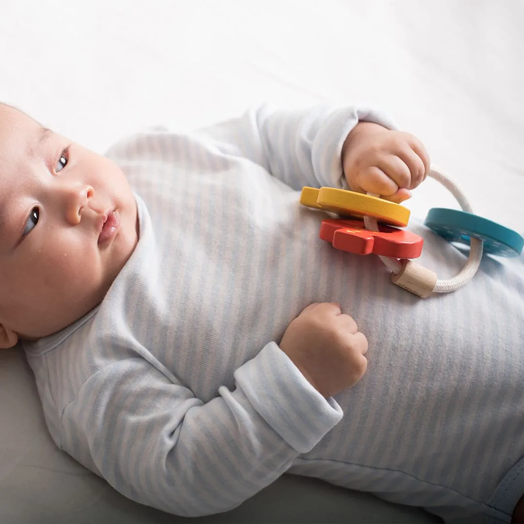 PlanToys Baby Key Rattle hochet clés bébé bois 0-6 mois