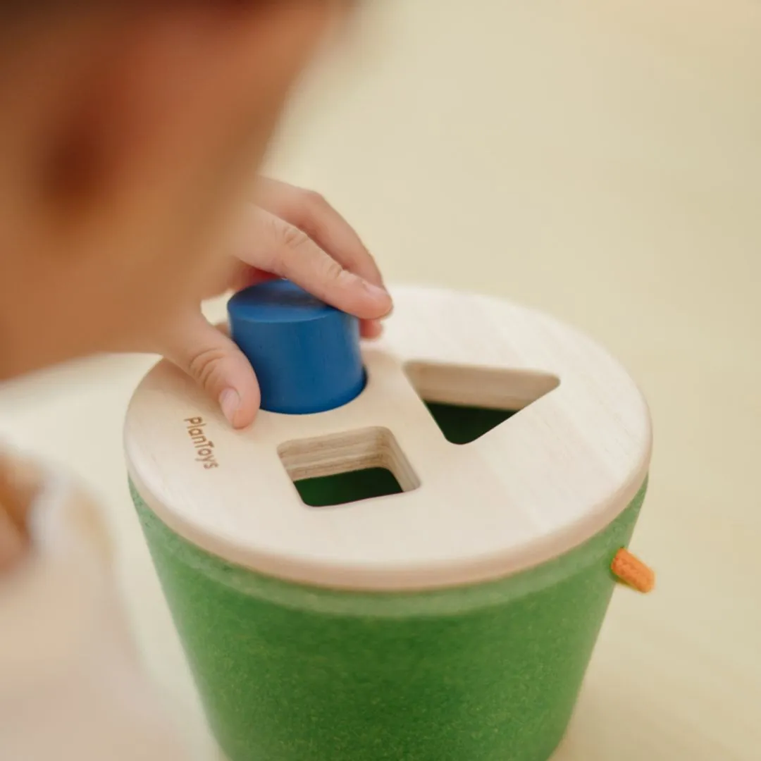 PlanToys Geo Sorting Bucket seau à formes dès 12 mois