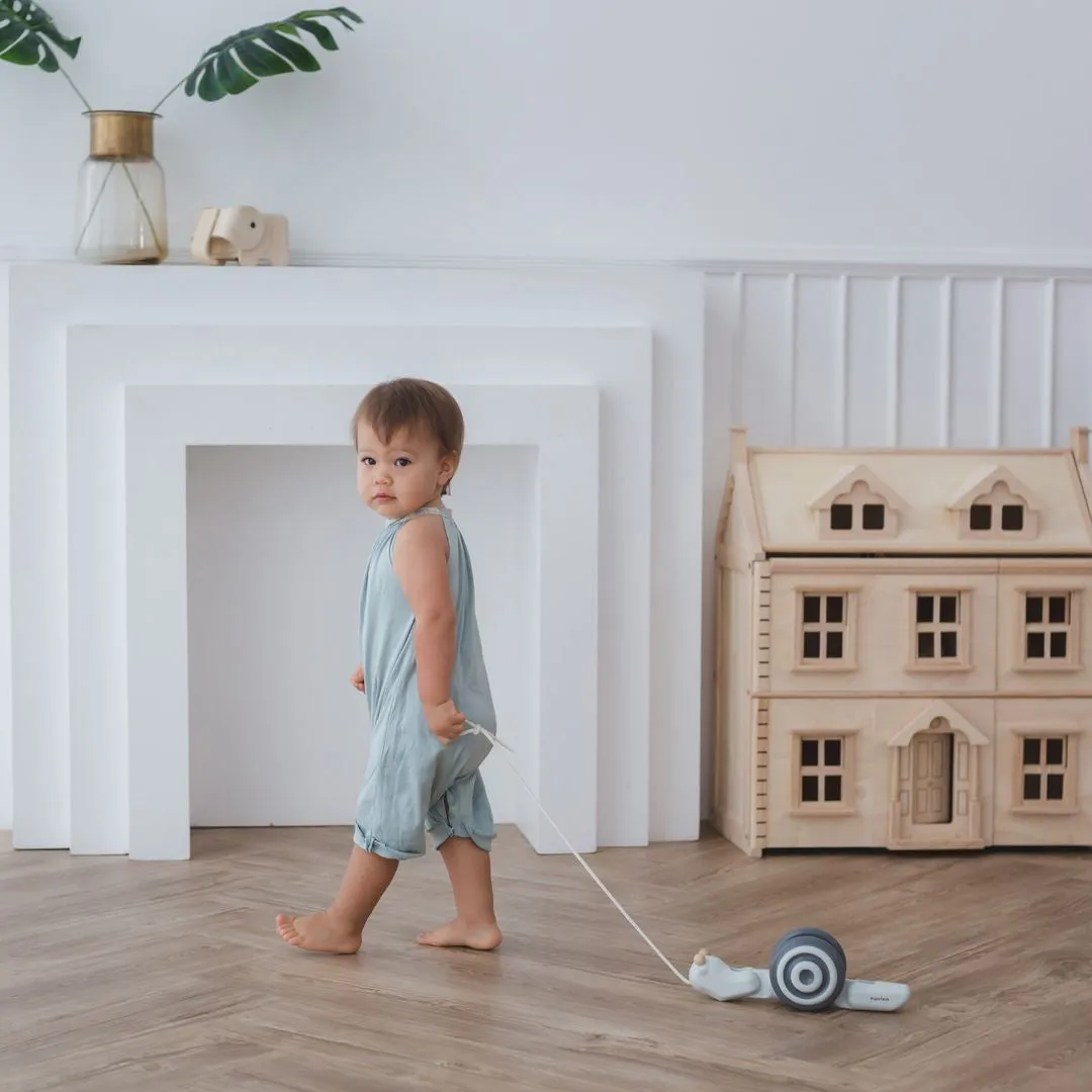 PlanToys Pull-Along Snail Mono escargot à tirer noir