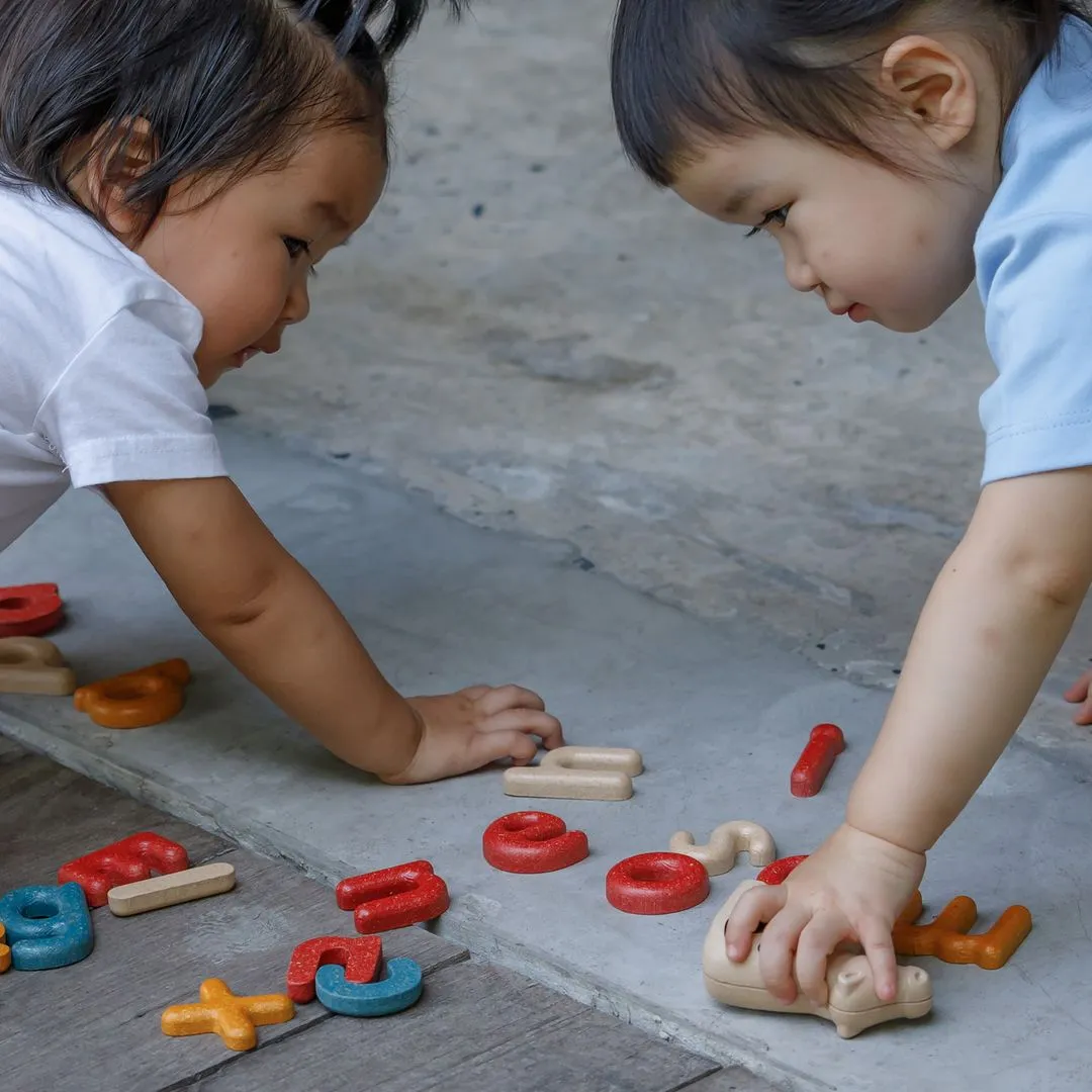 PlanToys Lower Case Alphabet lettres bois 31 pièces dès 2 ans