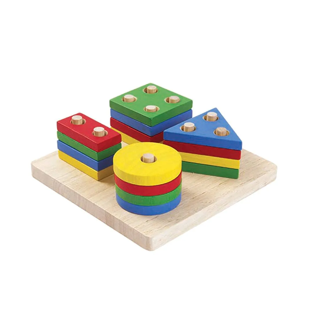PlanToys Geometric Sorting Board jeu de tri formes en bois