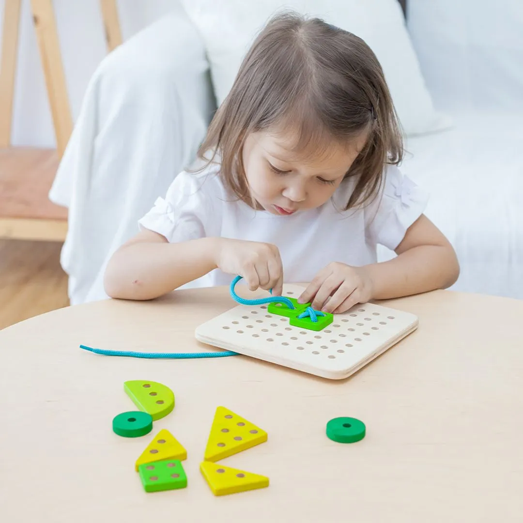 PlanToys Lacing Board tableau à lacer 7 pièces dès 3 ans