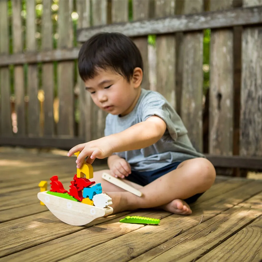 PlanToys Balancing Boat jeu d'équilibre bois