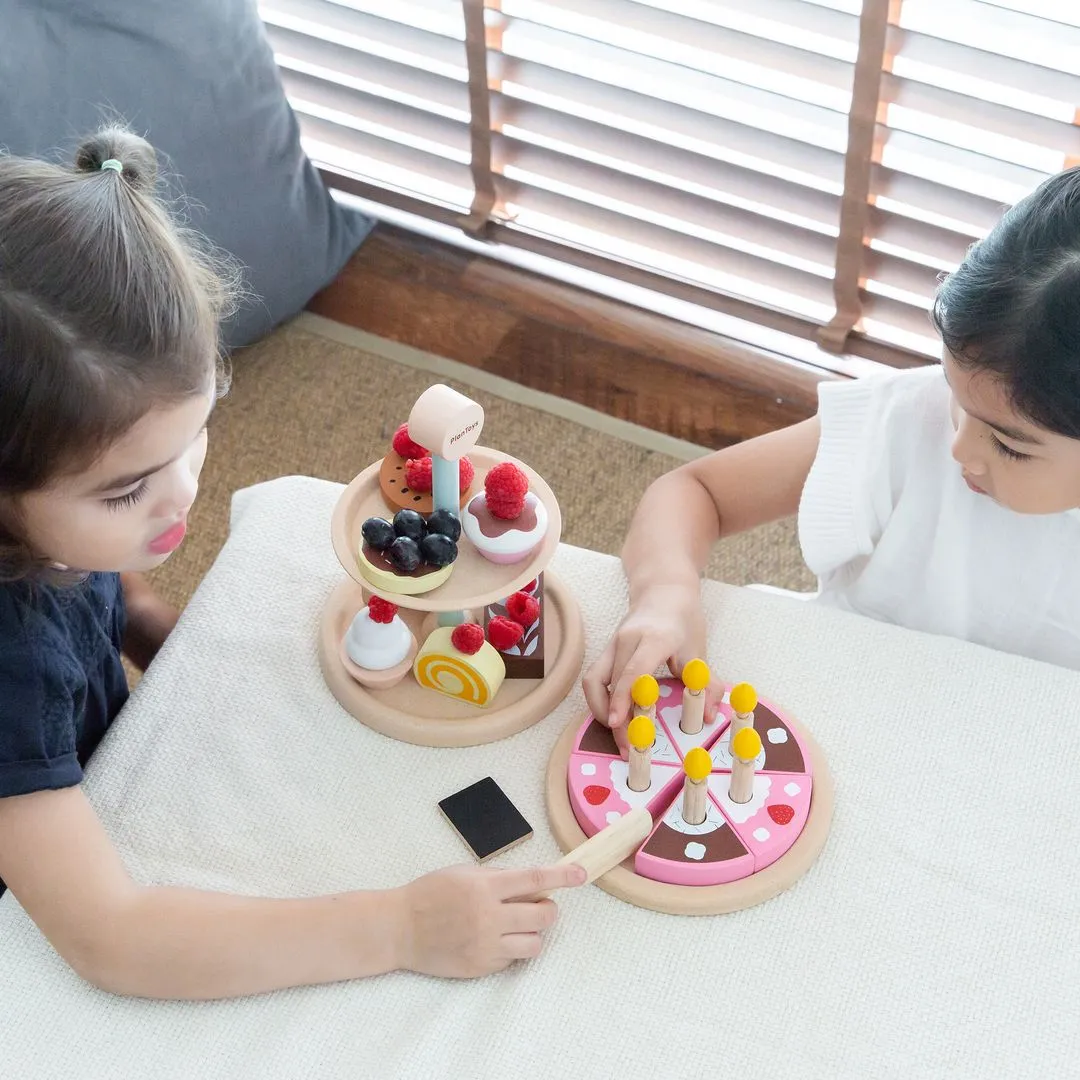 PlanToys Birthday Cake Set gâteau bois 2 ans 6 parts