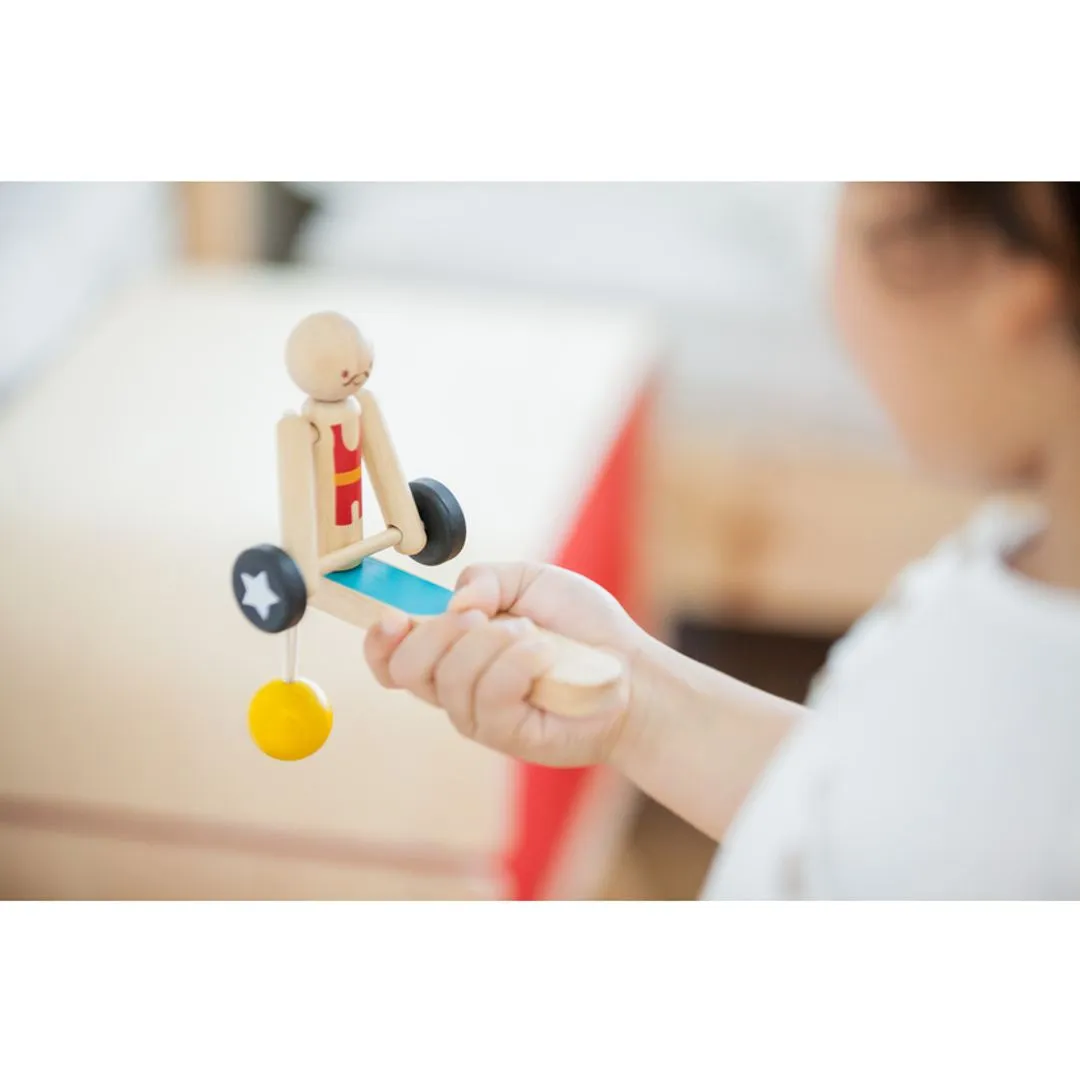 PlanToys Weightlifting Acrobat pendule acrobate bois