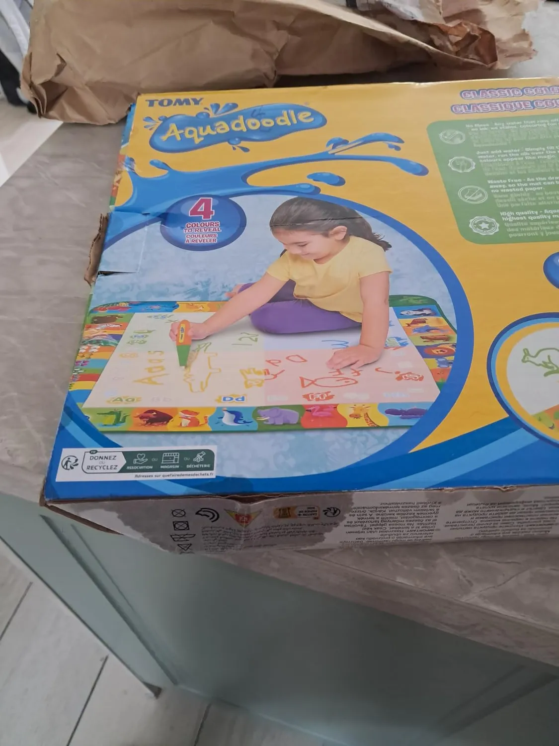 Tomy AquaDoodle tapis dessin eau véhicules 75x55 cm