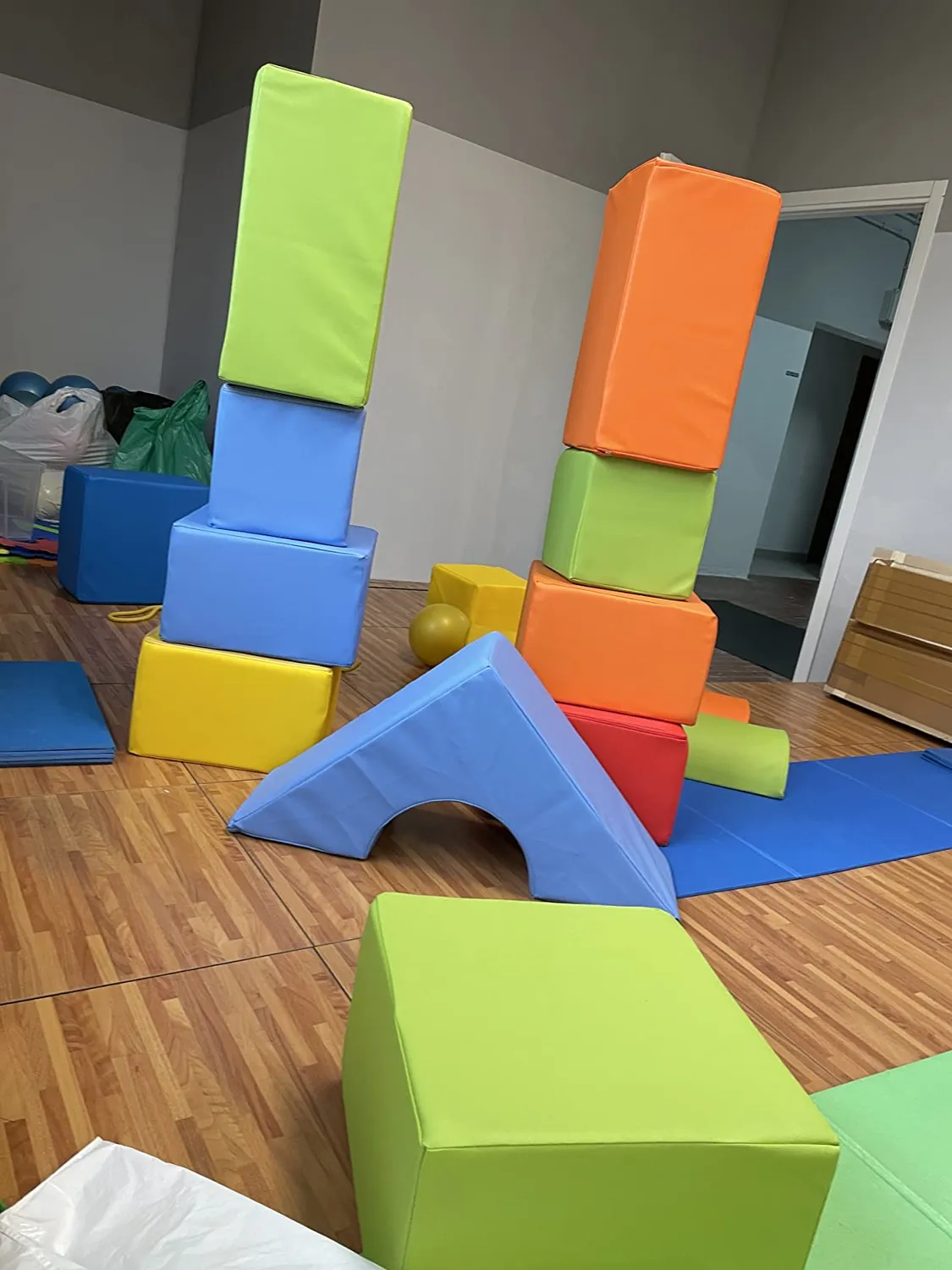 Velinda château 17 blocs en mousse blanc cappuccino