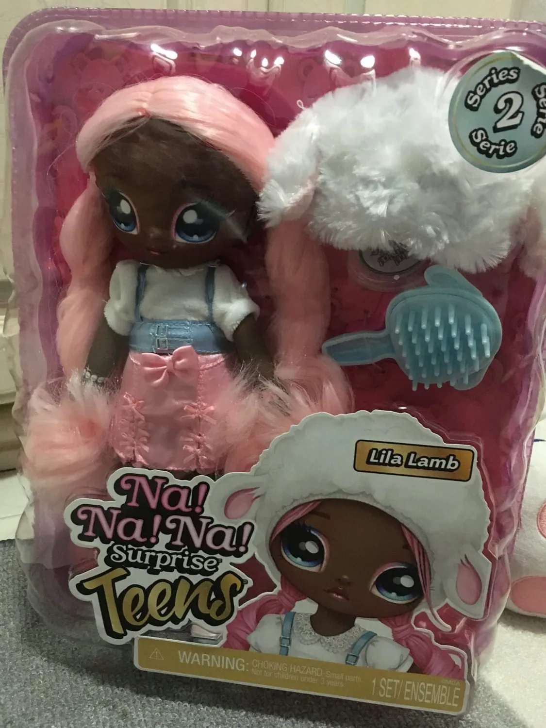 Na Na Na Surprise Teens Lila Lamb poupée chiffon 28 cm mouton