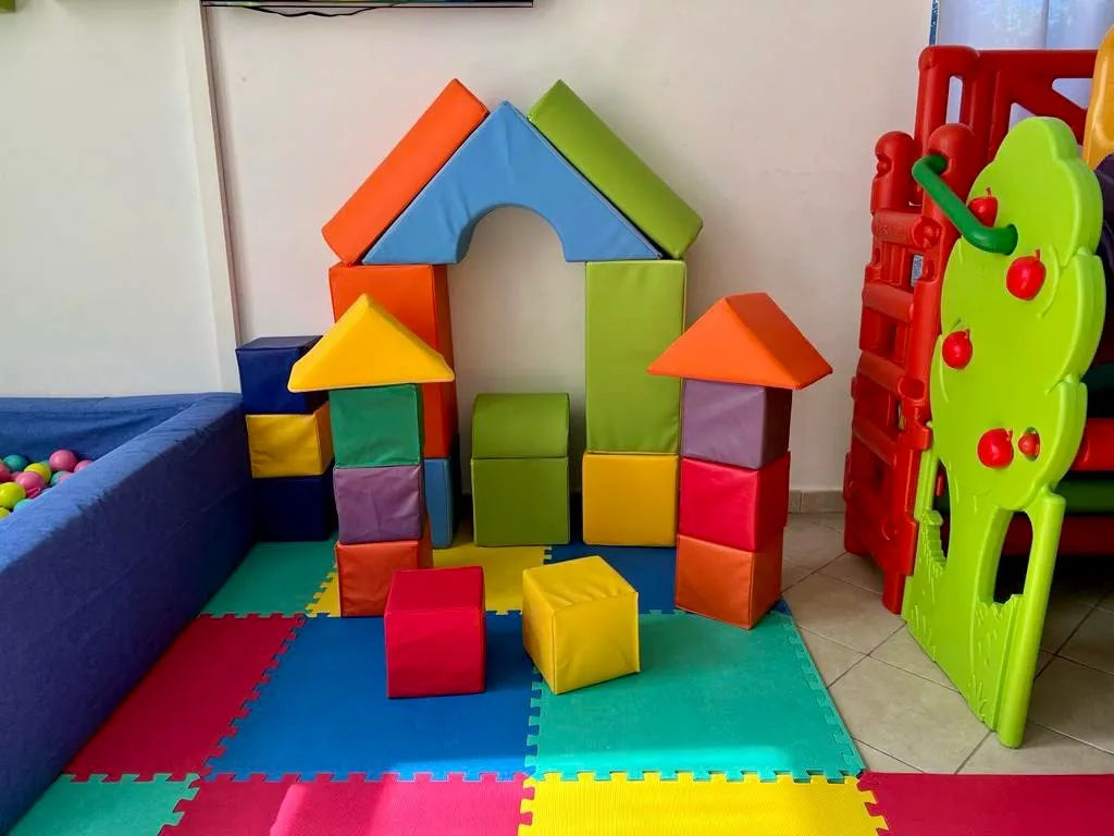 Velinda Blocs mousse 11 pièces pastel rose bleu jaune motricité