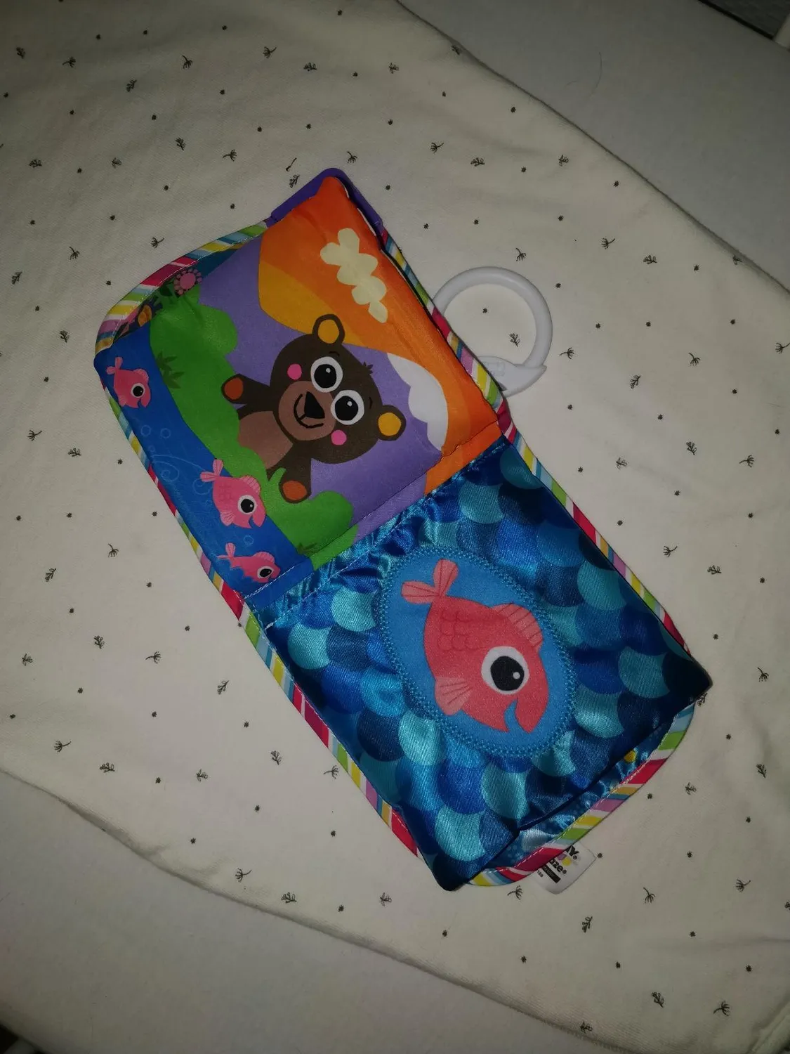 Tomy Lamaze Mes Amis livre en tissu bébé naissance Clip & Go