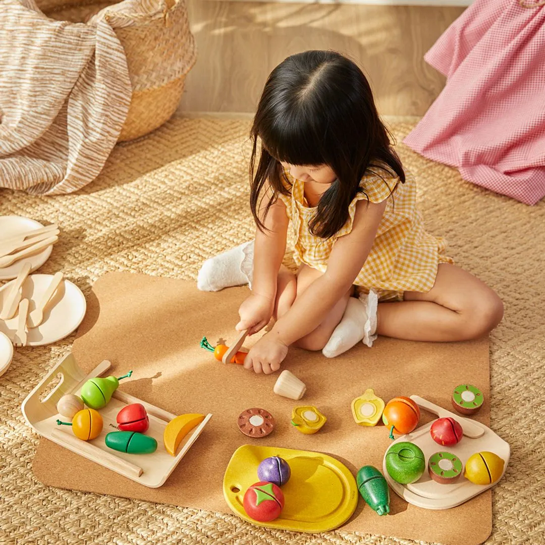 PlanToys Assorted Vegetables dinette légumes à découper