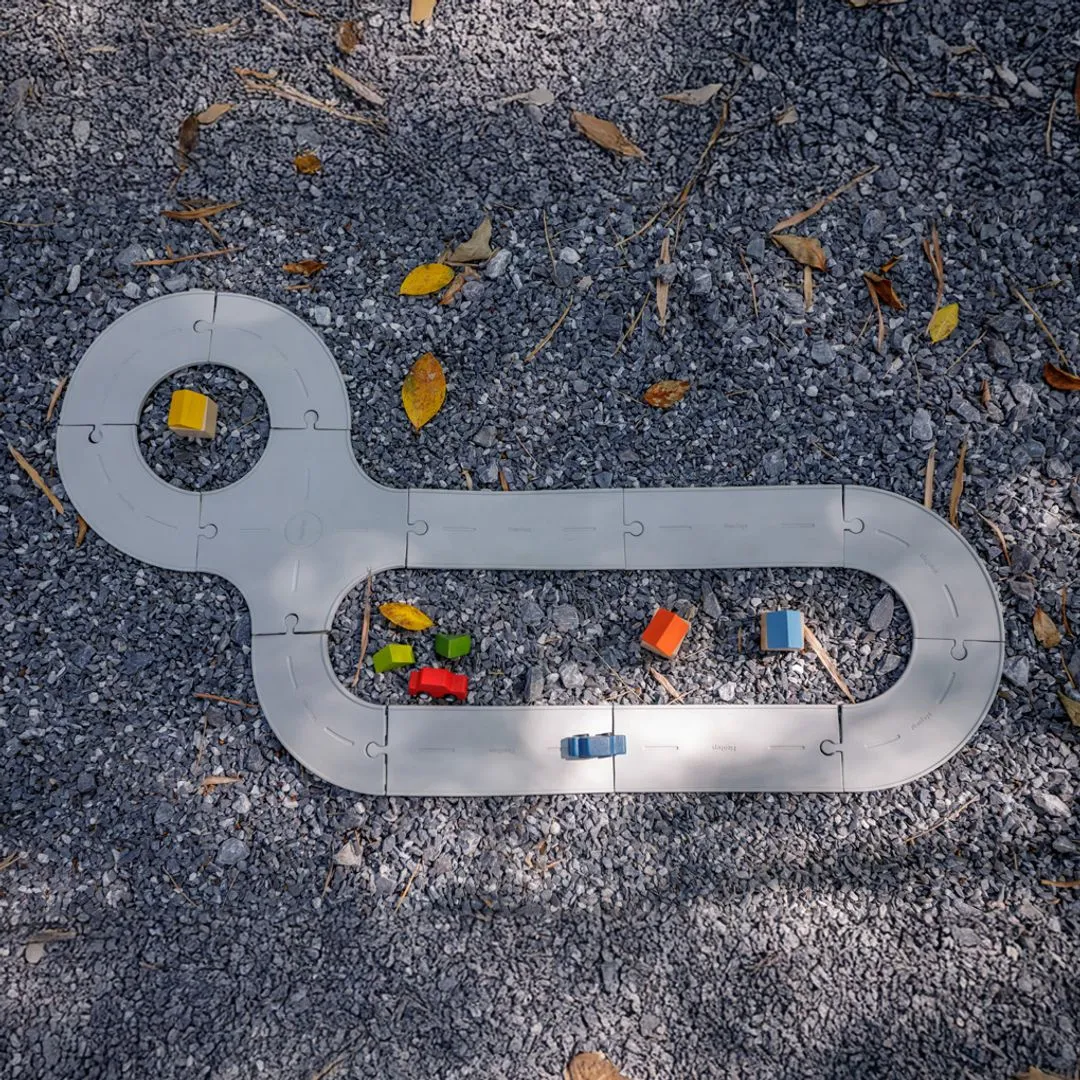 PlanToys Route et Rail circuit caoutchouc 22 pièces