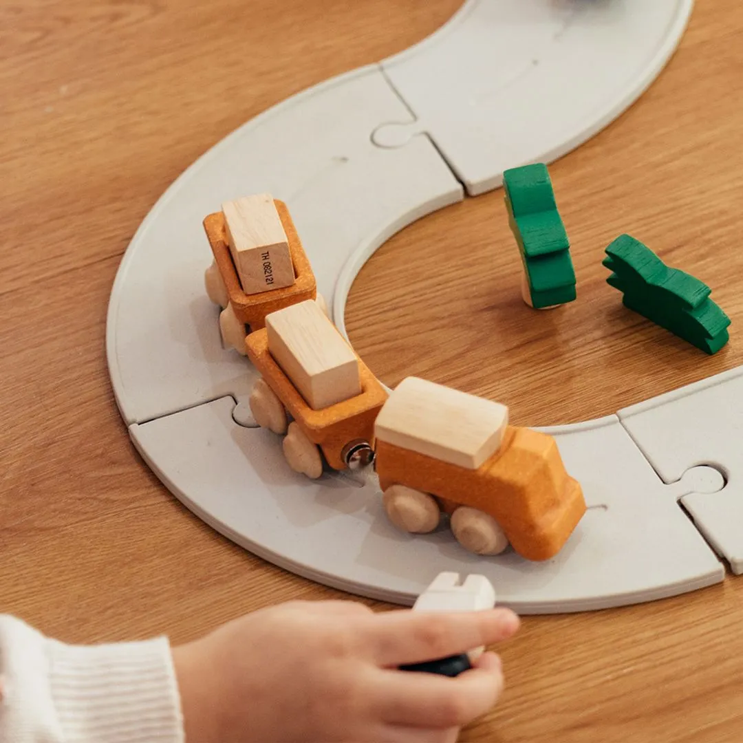 PlanToys Cargo Train en bois aimanté 3 wagons tactiles