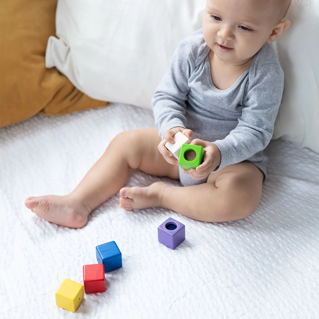 PlanToys Activity Blocks cubes sensoriels bois 12 mois