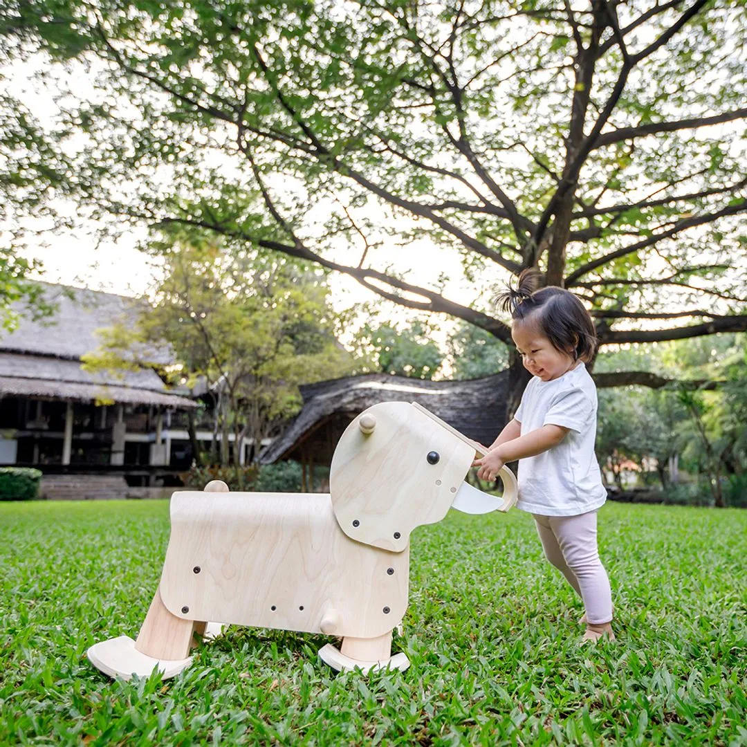 PlanToys Walking Elephant éléphant porteur bois 2 ans+