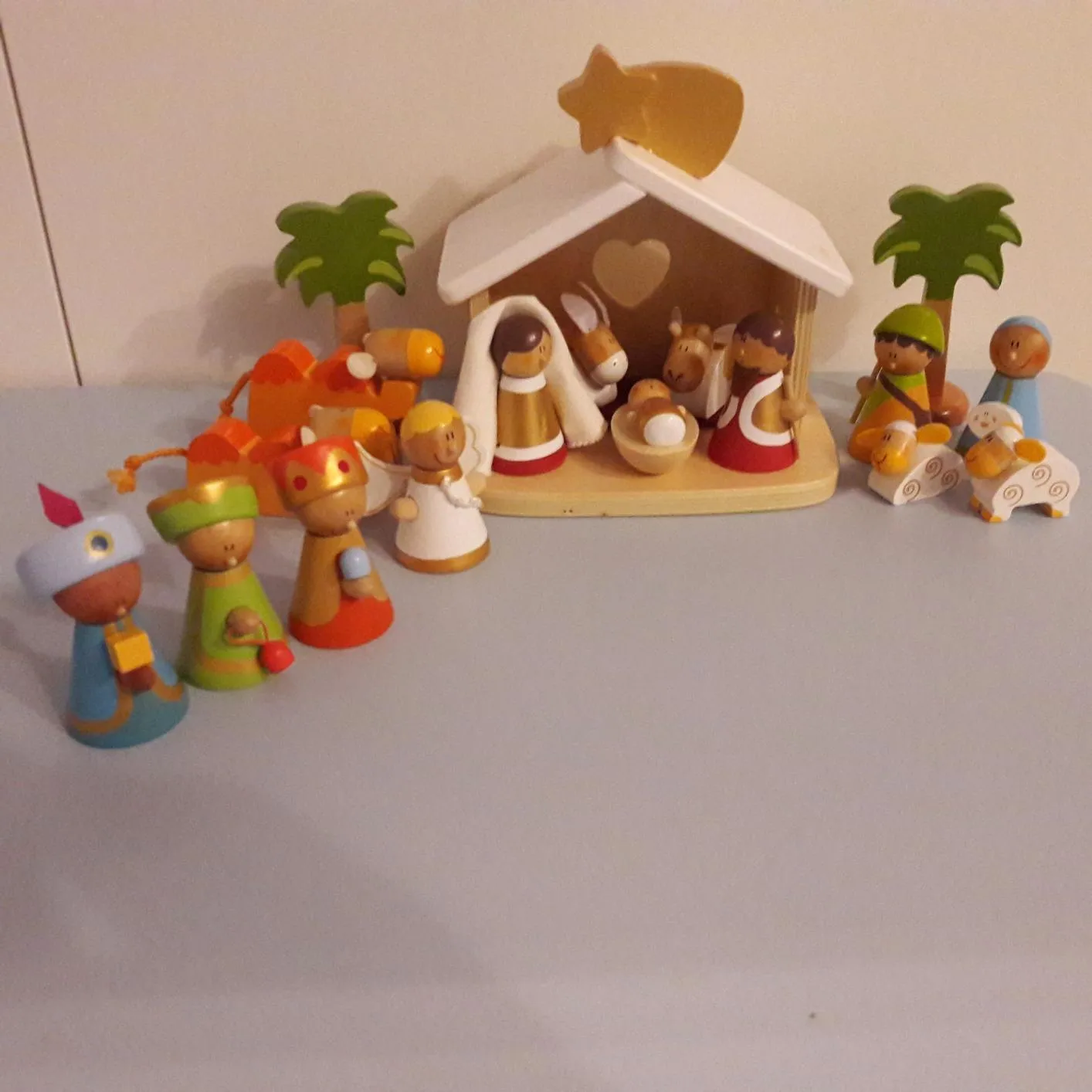 Trudi Sevi Classique crèche bergers musiciens bois 5 pièces