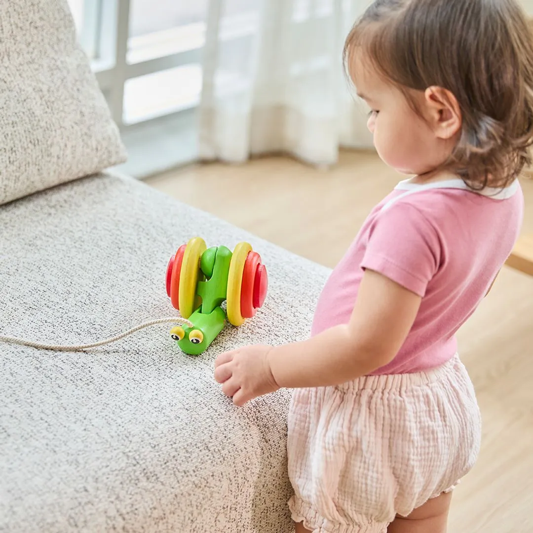 PlanToys Pull Along Snail escargot à tirer bois 12 mois