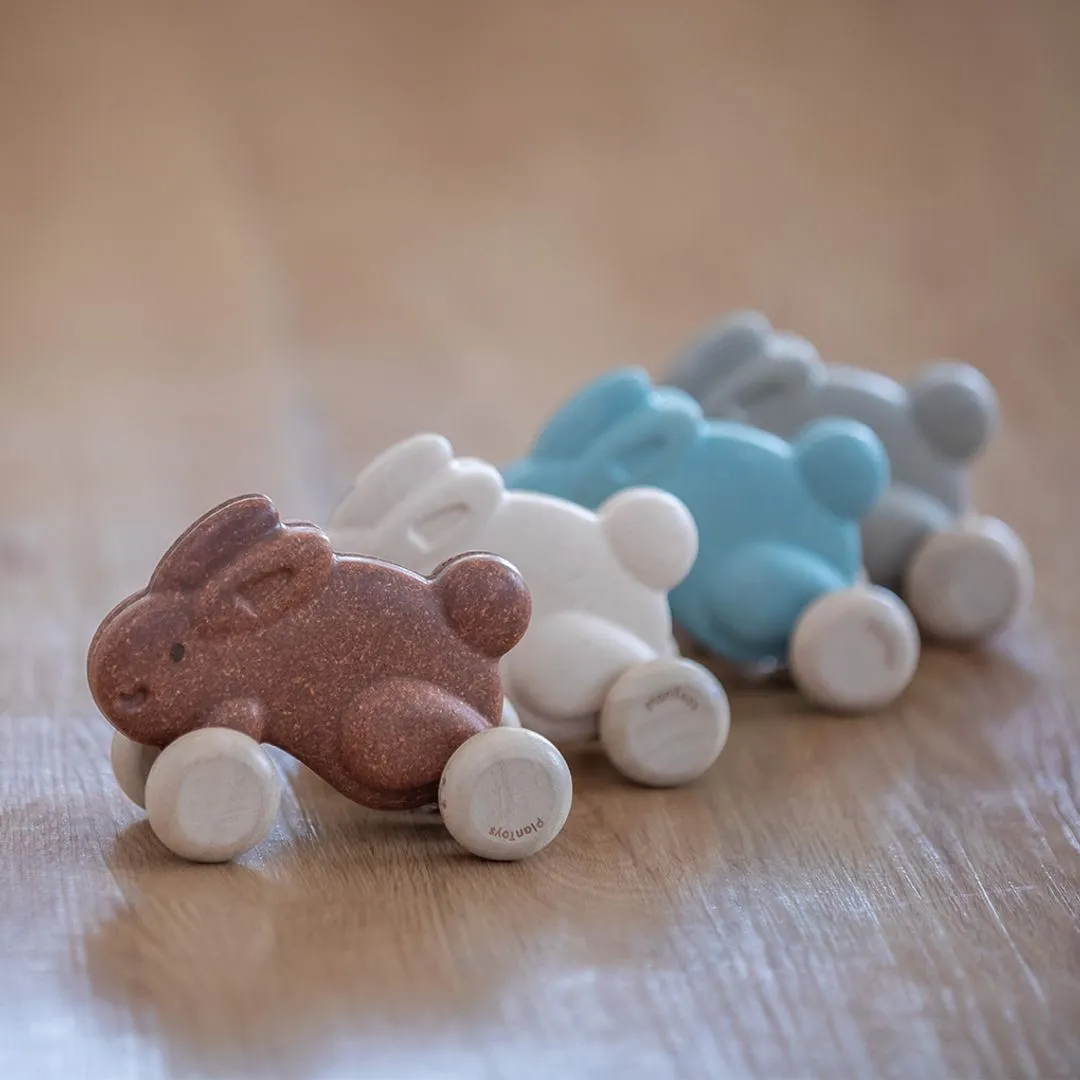 PlanToys Push Along lapin à pousser marron bois
