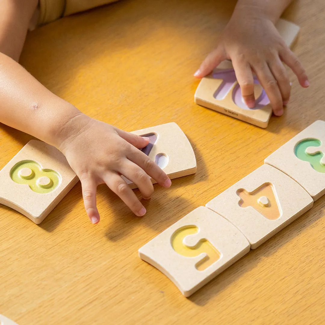 PlanToys Number 1-10 tuiles chiffres bois 20 pièces