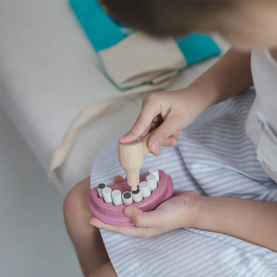 PlanToys Dentist Set mallette dentiste bois 9 pièces