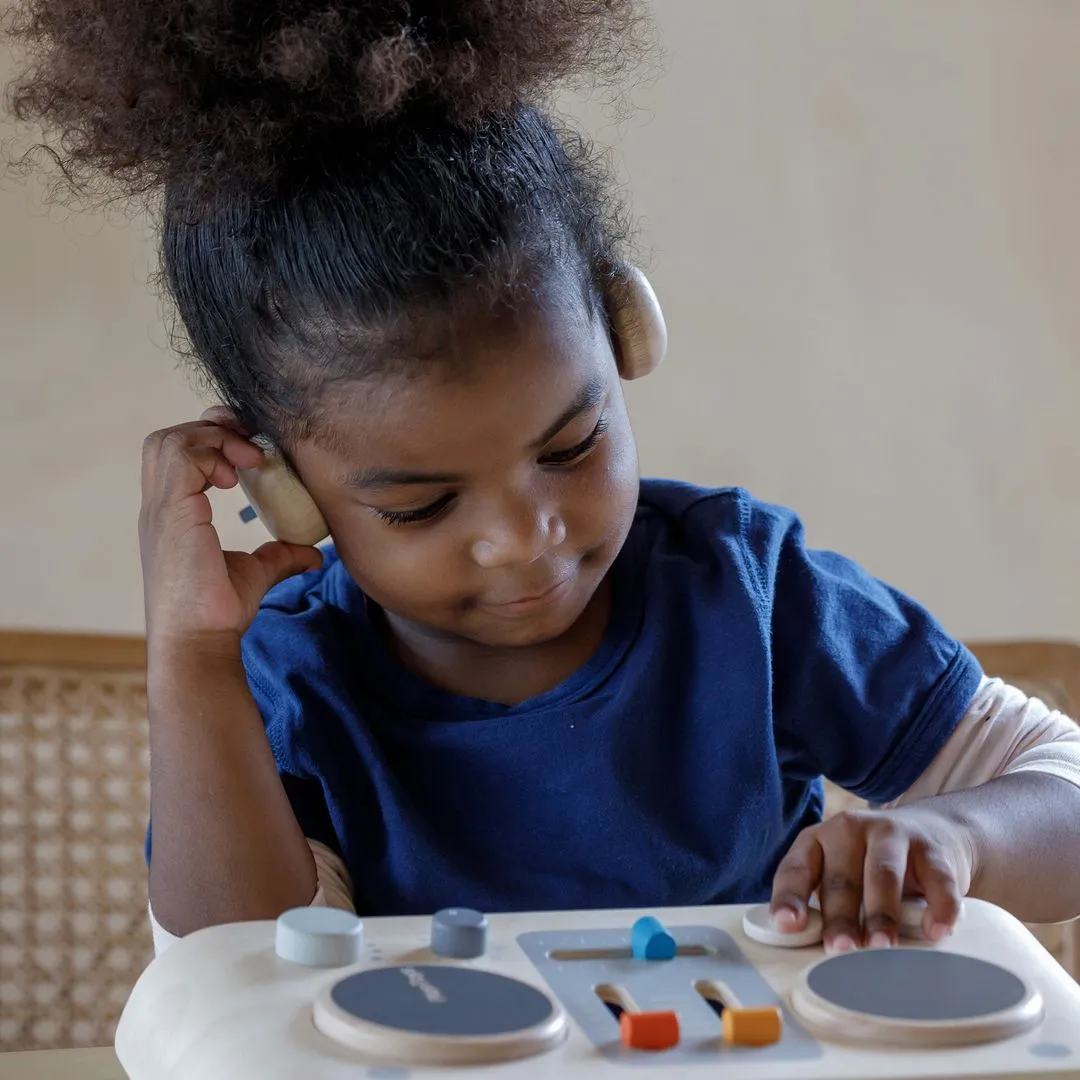 PlanToys DJ Mixer Board table de mixage jouet bois dès 3 ans