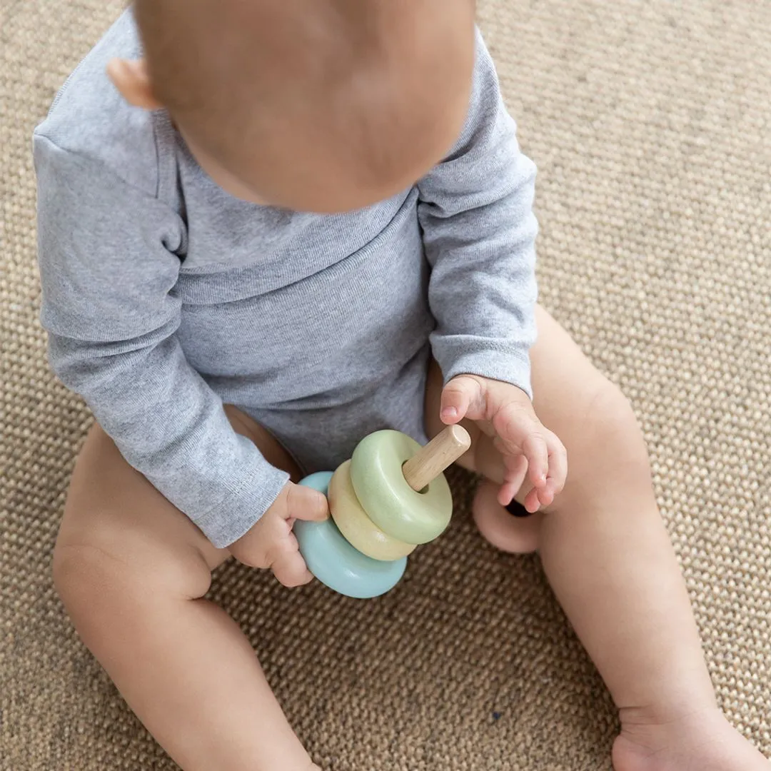 PlanToys First Stacking Ring pastel tour à empiler 5 pièces