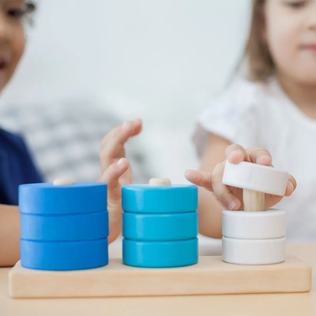 PlanToys Trio Stacking jeu d'empilage 10 pièces